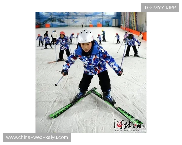 冰雪运动俱乐部推动少儿滑雪课程的家庭陪训体系，冰雪轮滑俱乐部怎么样