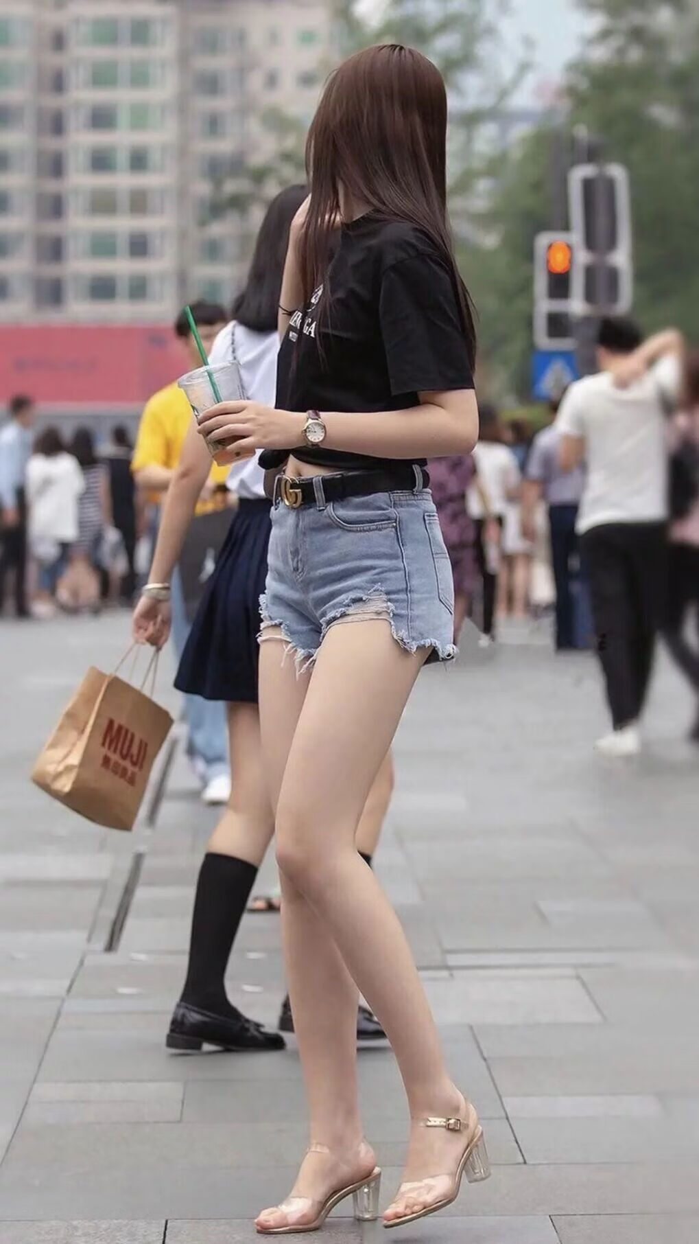 世界青年水上漂移锦标赛在厦门盛大举行，青少年水上运动
