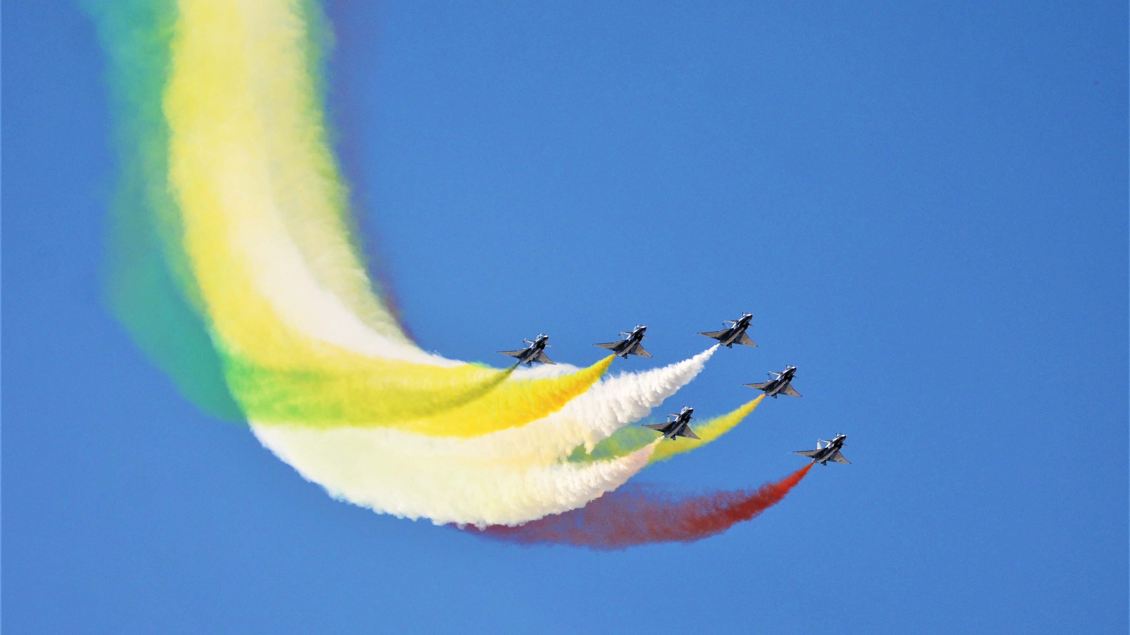 波兰蝶泳选手爆发力十足,波兰6名游泳运动员